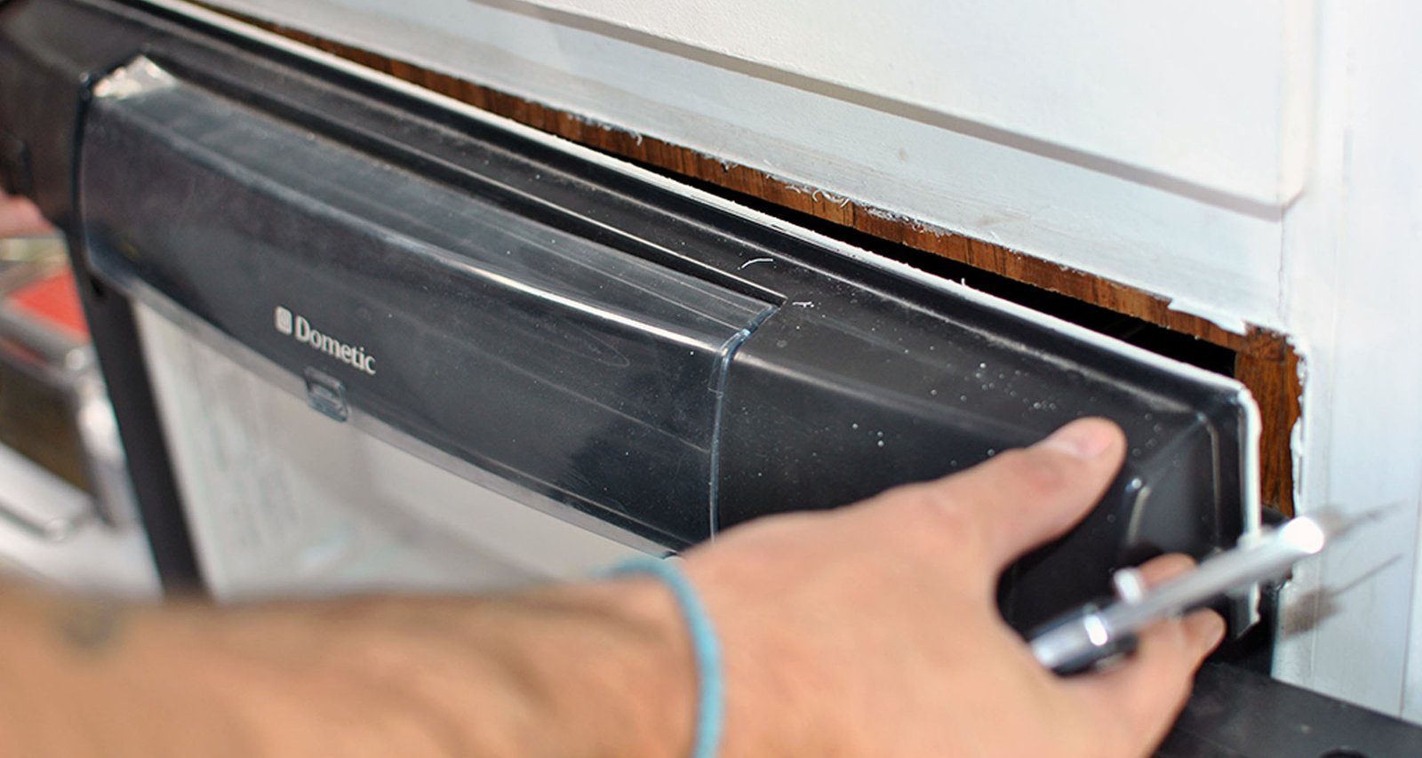 Troubleshooting Dometic Refrigerator Problems